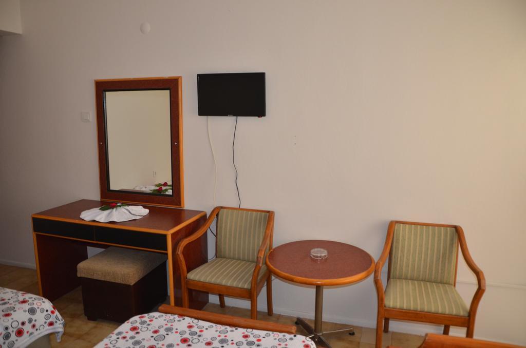 Dilek Hotel Menderes Phòng bức ảnh